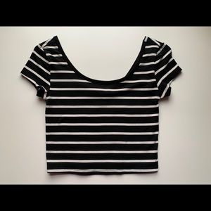 NEW Short Sleeve Crop Top